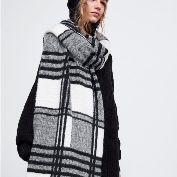 Zara Accessories - Zara’s! Plaid soft touch scarf!